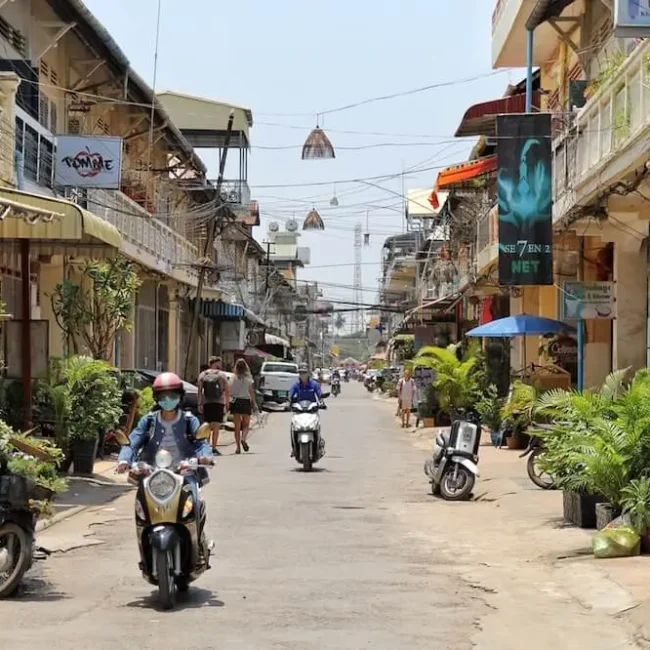 battambang verkehr scooter